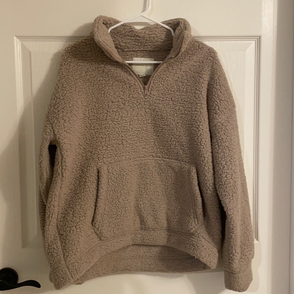 American Eagle Sweatshirt